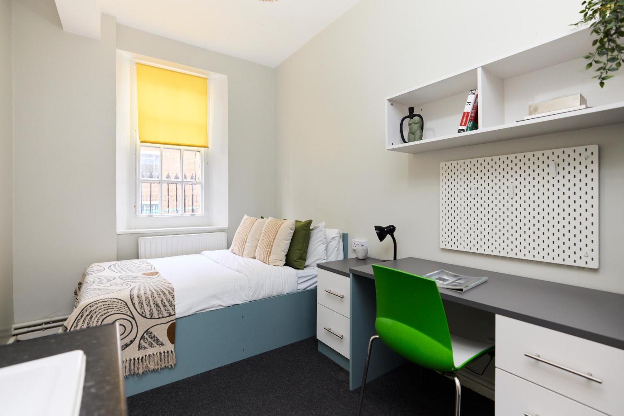Louise House Hostel Лондон Экстерьер фото